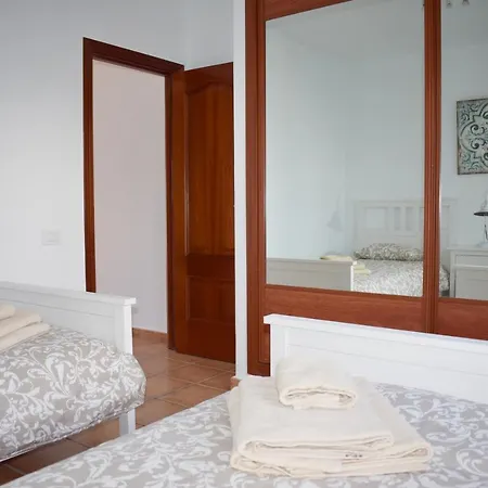 Playa Park 3 - 1 Bed - Ground Floor - Air-con - Private Wi-fi - Uk Tv Puerto del Carmen (Lanzarote)